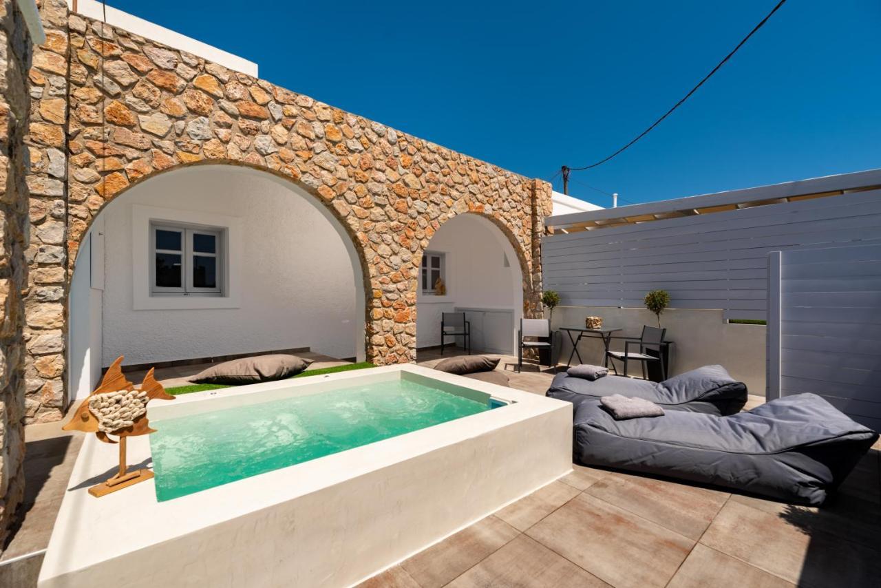 פריבולוס Kasteli Suites מראה חיצוני תמונה