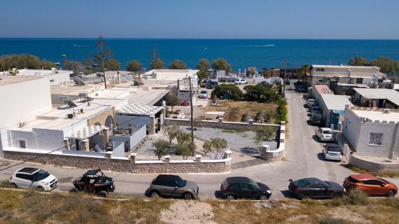 פריבולוס Kasteli Suites מראה חיצוני תמונה
