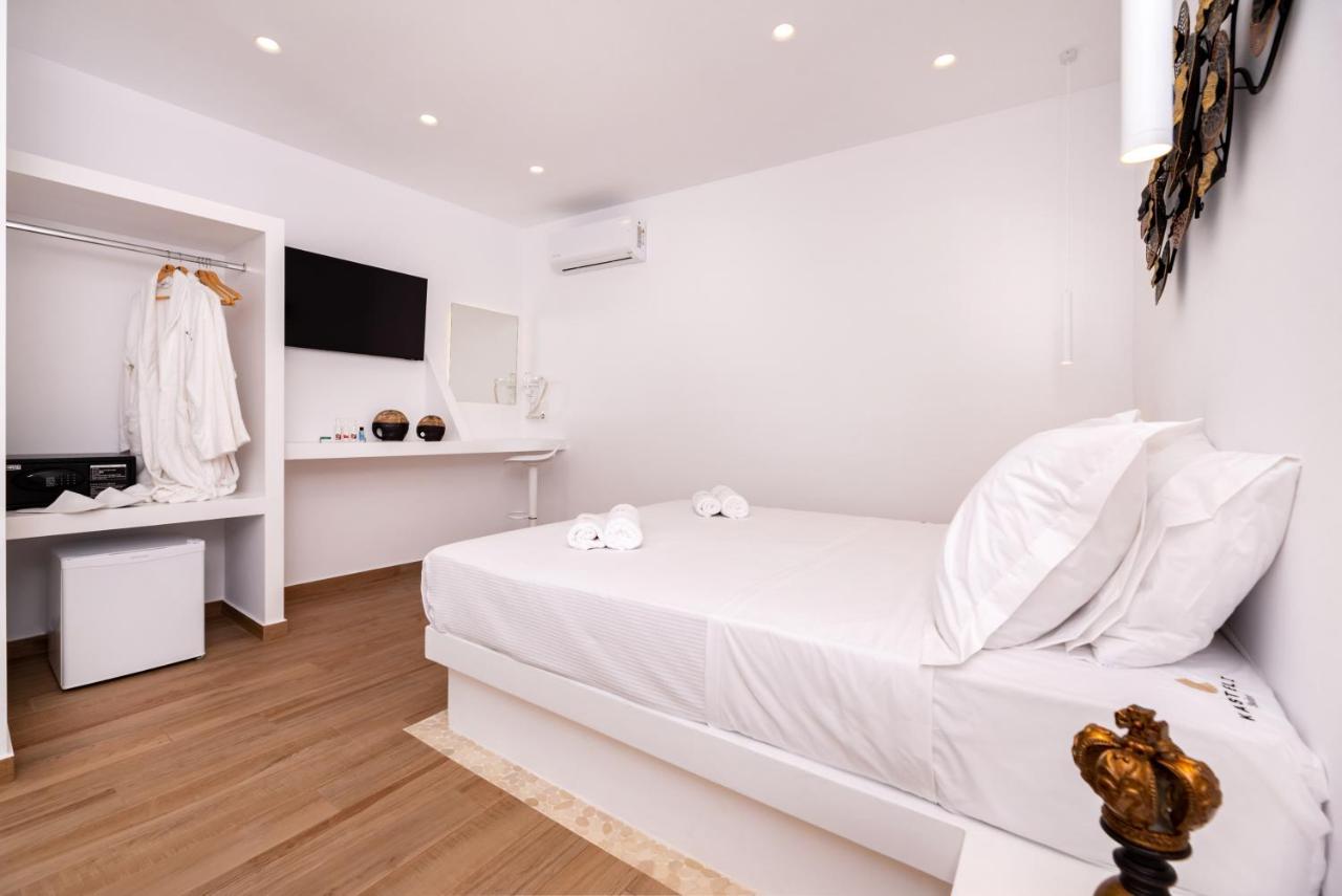 פריבולוס Kasteli Suites מראה חיצוני תמונה