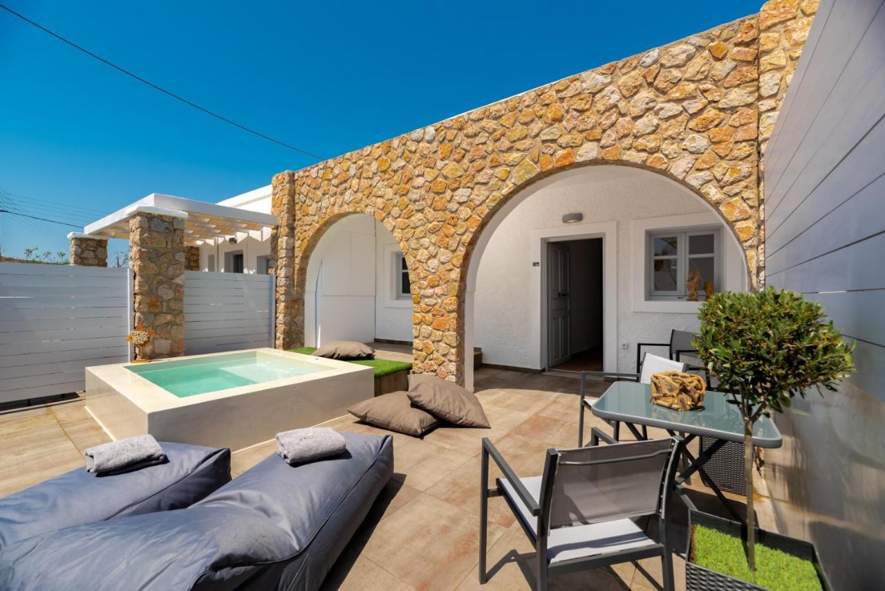 פריבולוס Kasteli Suites מראה חיצוני תמונה