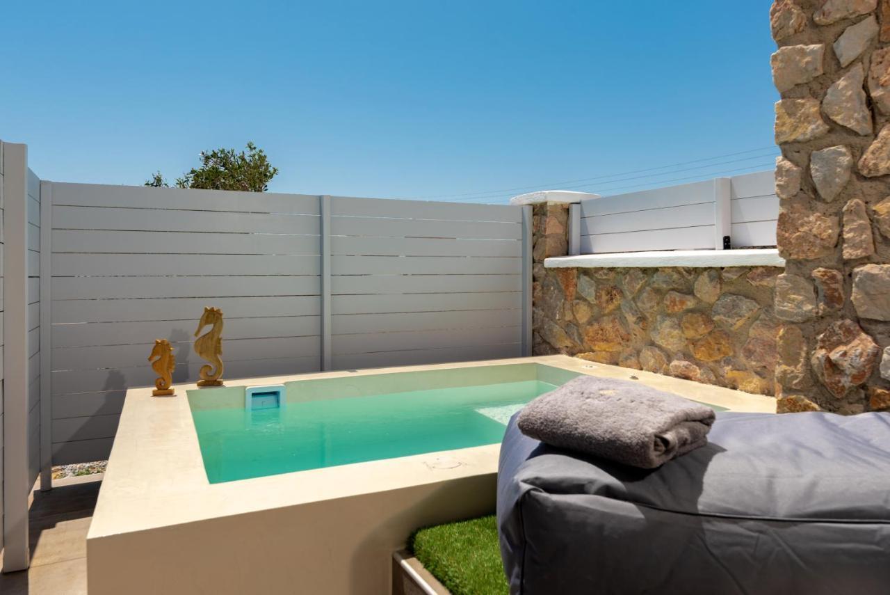 פריבולוס Kasteli Suites מראה חיצוני תמונה